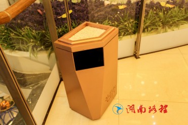 商場標識